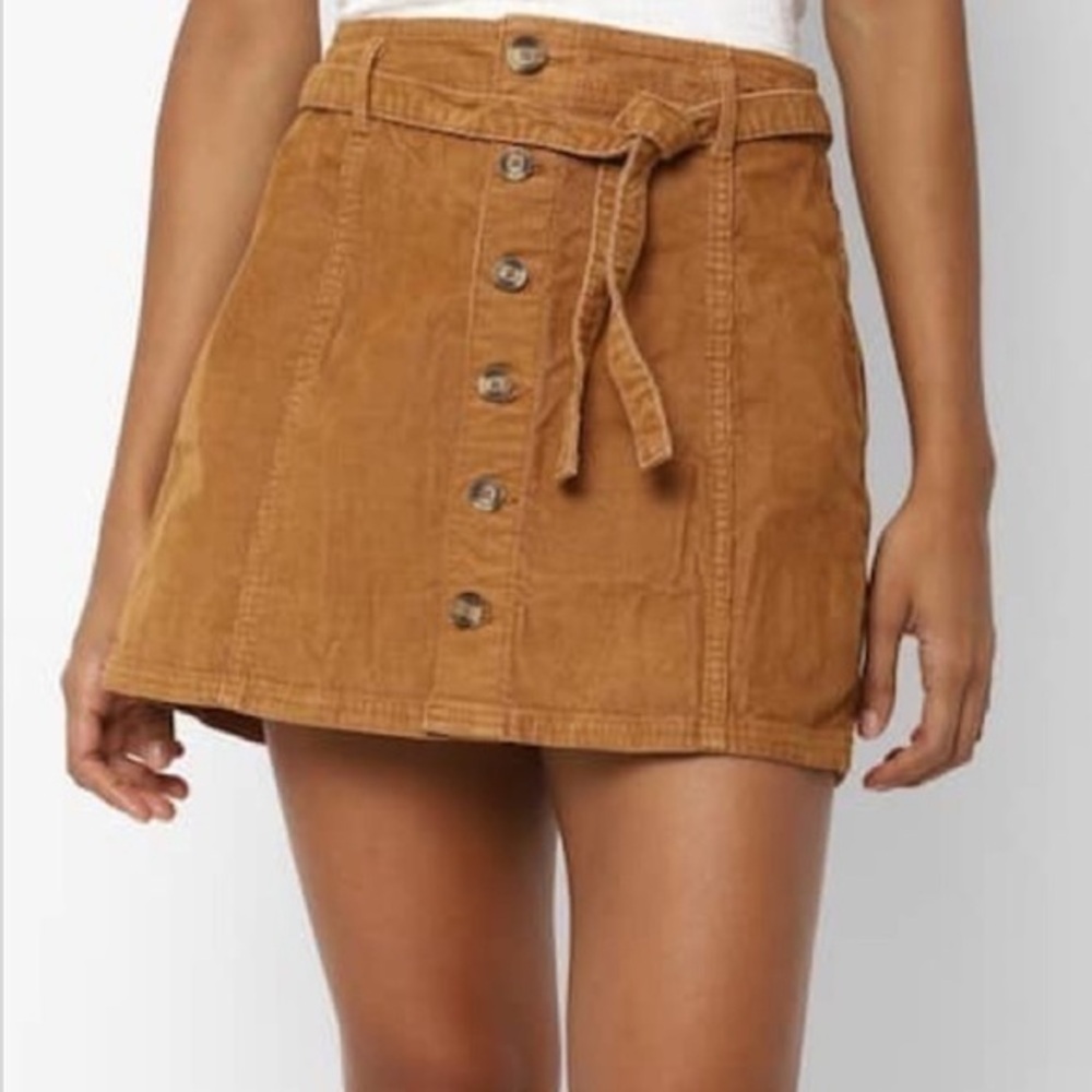 American Eagle hi-rise a-line corduroy button front skirt 14